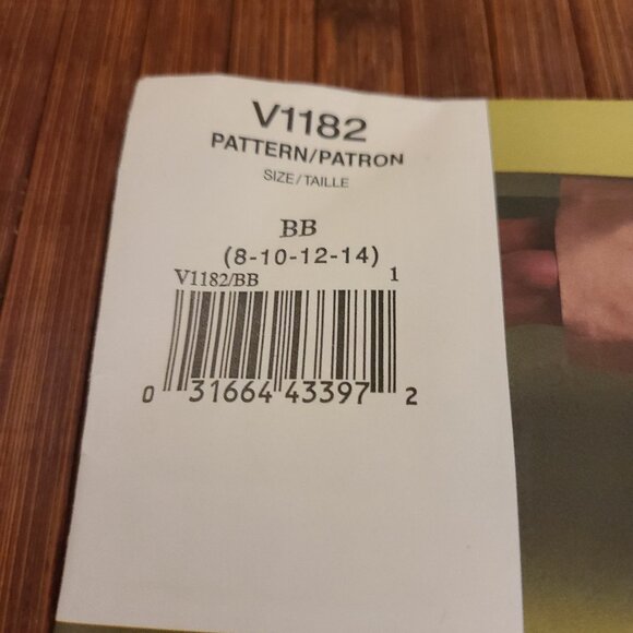 Vintage Vogue Patterns - Anne Klein/Kay Unger - Picture 3 of 9